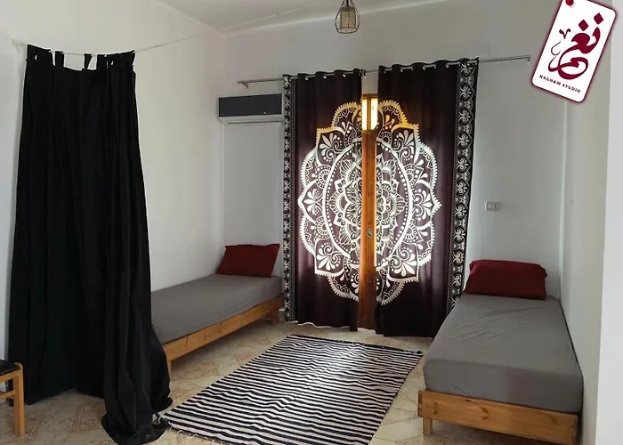 Nagham House Apartment *